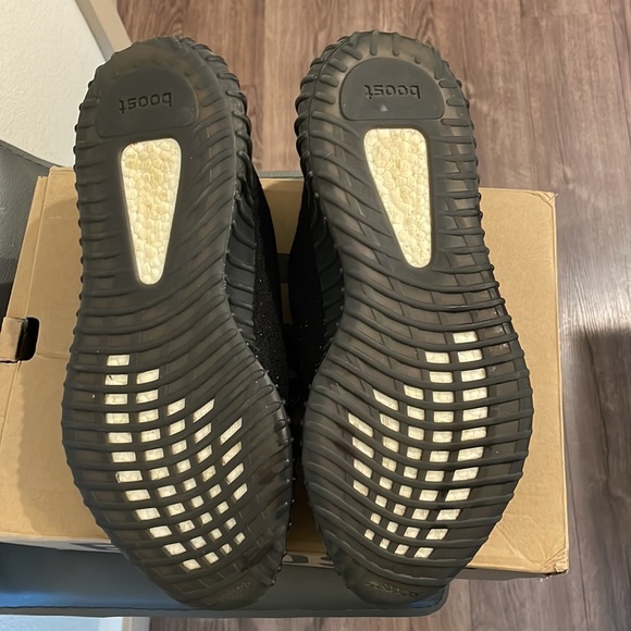 adidas Yeezy Boost SPLY 350 v2 Core Red Black Original Release Prime Knit 11 US - Picture 8 of 11